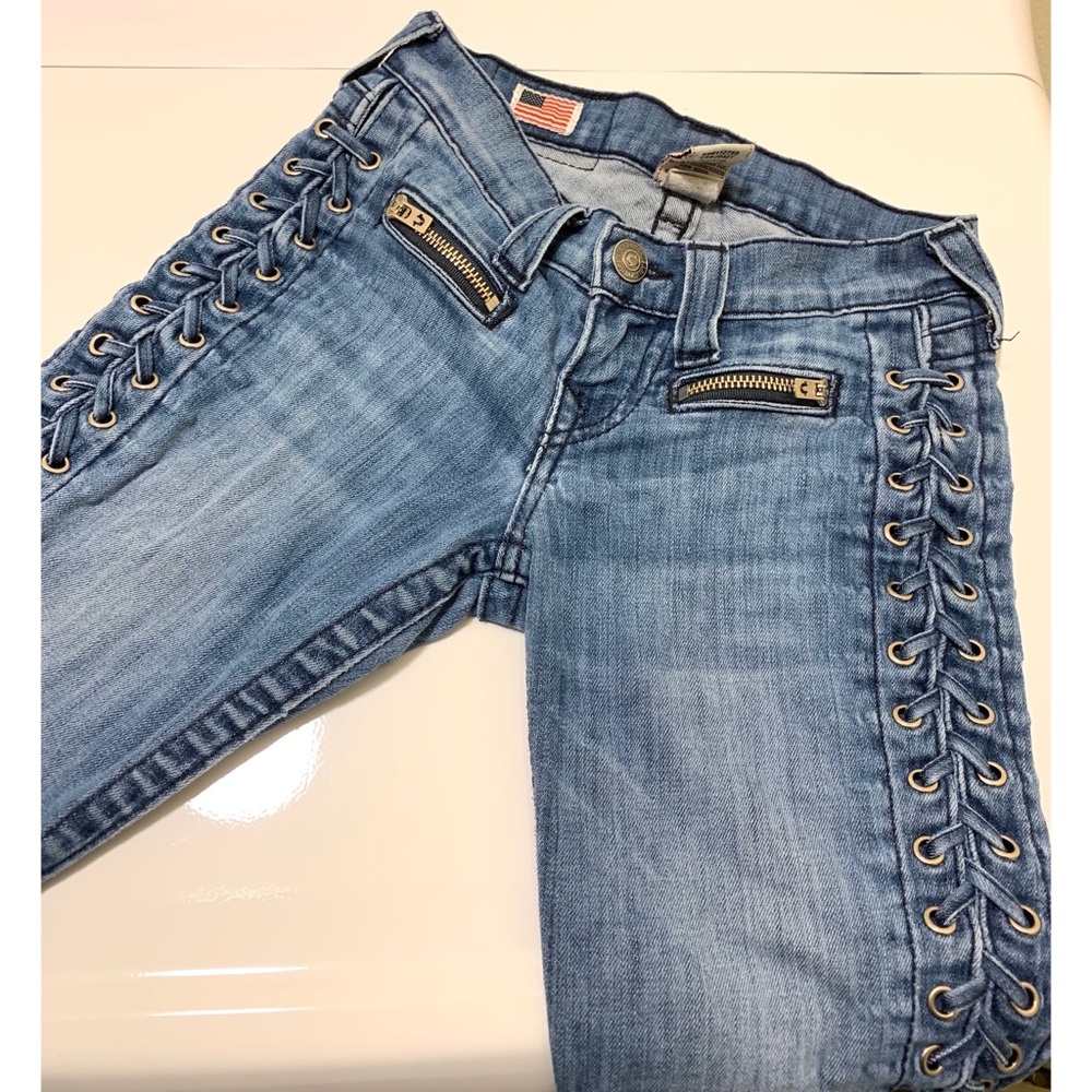 USED True Religion Women’s Skinny jeans Size 24